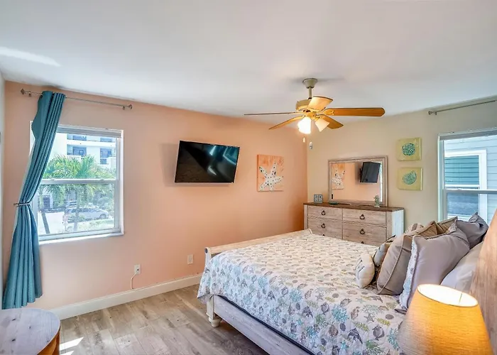 Pelican Pointe 2c