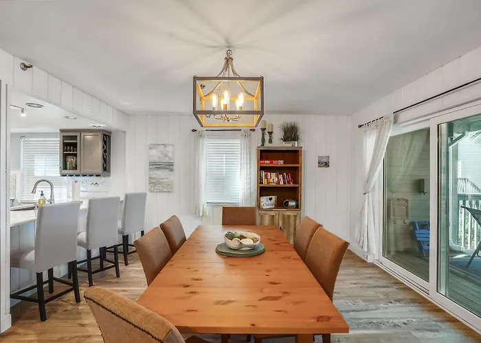 Pelican Pointe 2c
