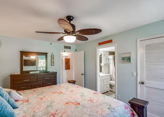 Pelican Pointe 2c Holiday home Clearwater Beach